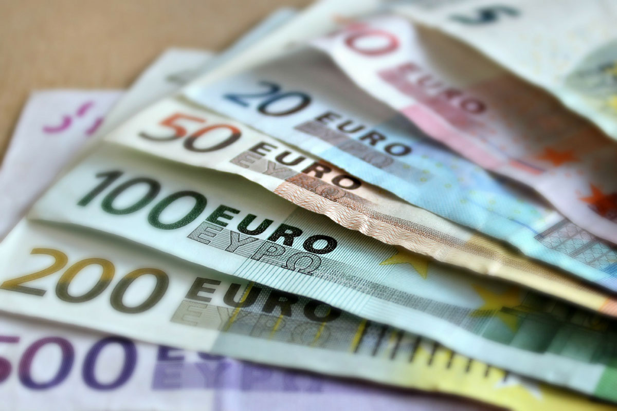 Titelbild zu „Aktien kaufen? Darauf sollte man achten“
